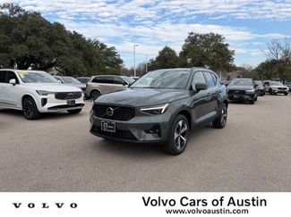 New 2026 Volvo XC40 B5 Plus w/ Protection Package Premier video 1