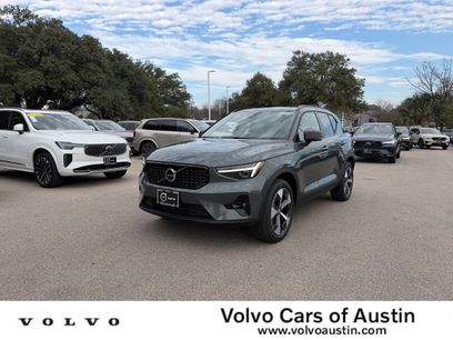 New 2026 Volvo XC40 B5 Plus w/ Protection Package Premier