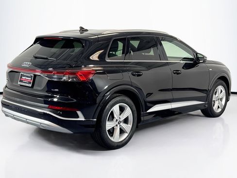 Used 2024 Audi Q4 e-tron Premium Plus image 5