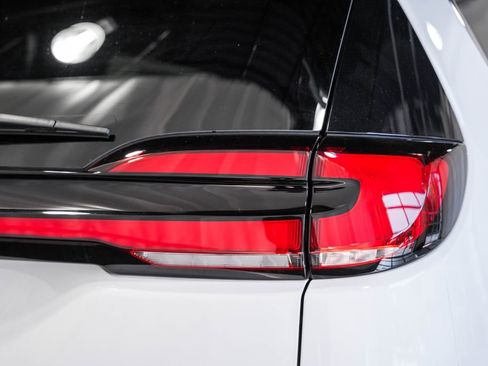 New 2026 Chrysler Pacifica Select image 4