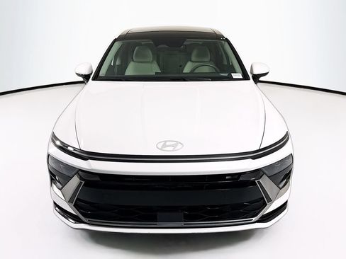 Used 2024 Hyundai Sonata SEL w/ Convenience Package FWD image 2