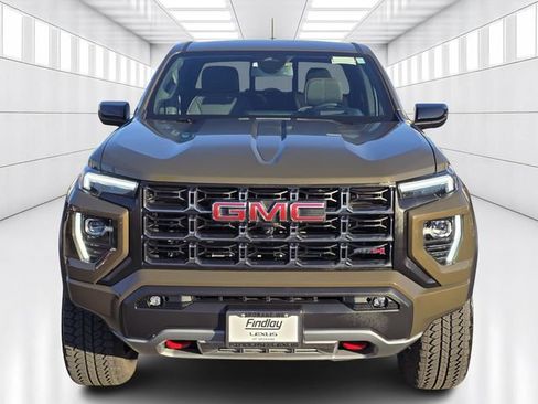 Used 2024 GMC Canyon AT4 w/ AT4 Premium Package image 2