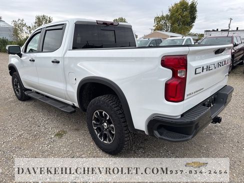 Used 2023 Chevrolet Silverado 1500 ZR2 w/ Technology Package image 3