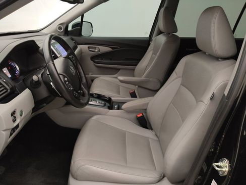 Used 2016 Honda Pilot Elite image 17