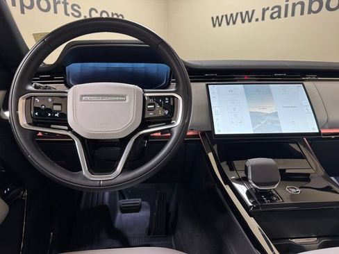 Used 2024 Land Rover Range Rover Sport SE AWD/4WD image 9