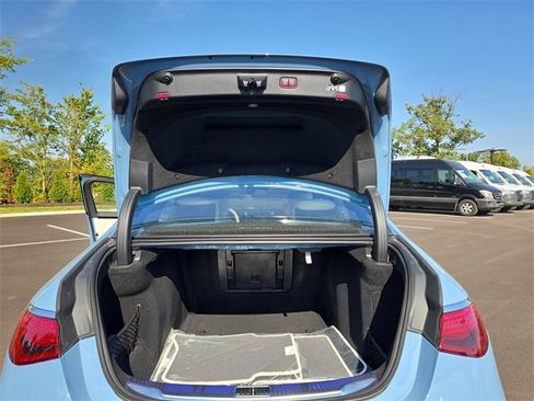 New 2025 Mercedes-Benz S 580 4MATIC Sedan image 31