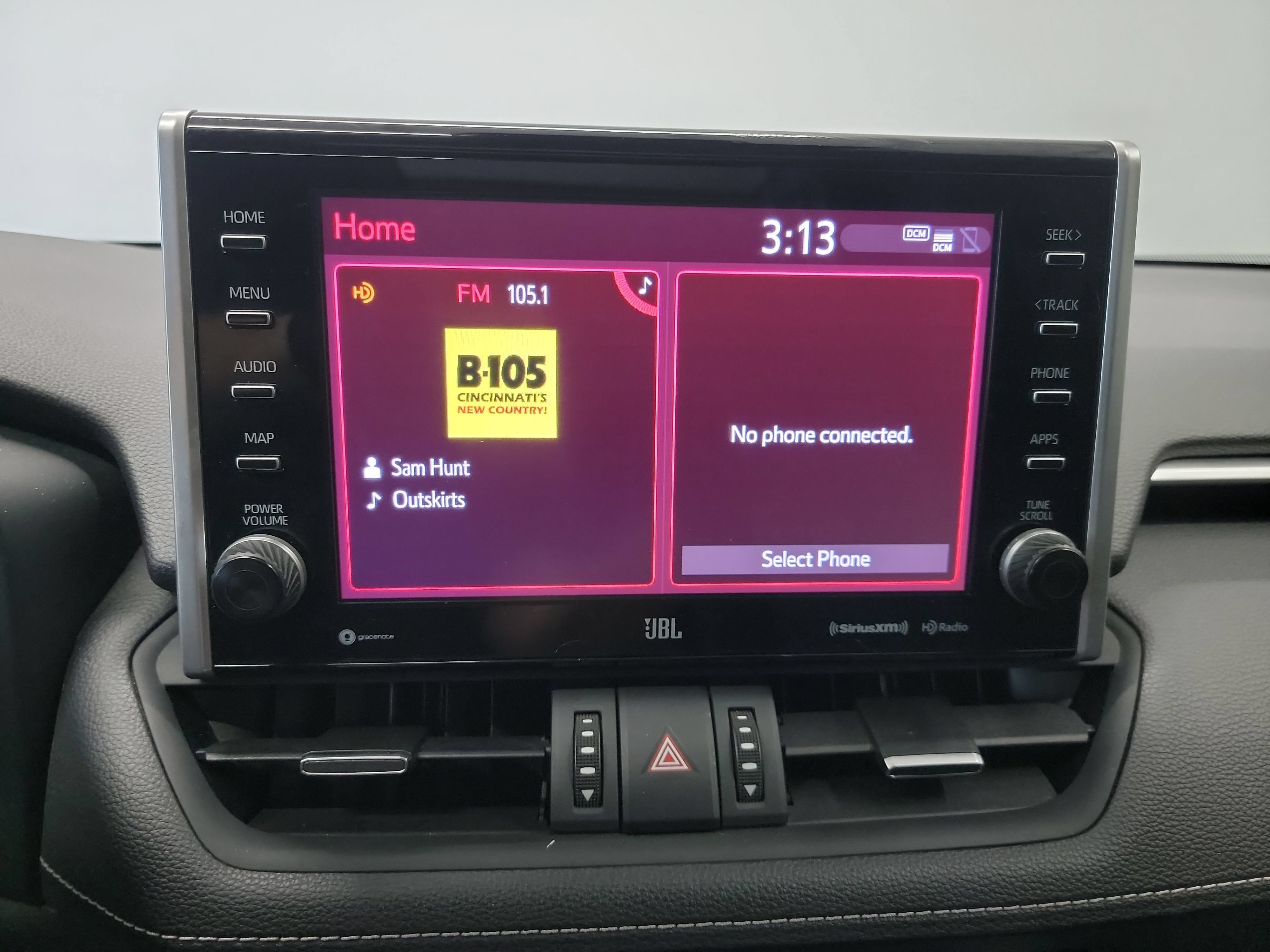 Used 2022 Toyota RAV4 Limited AWD/4WD image 22