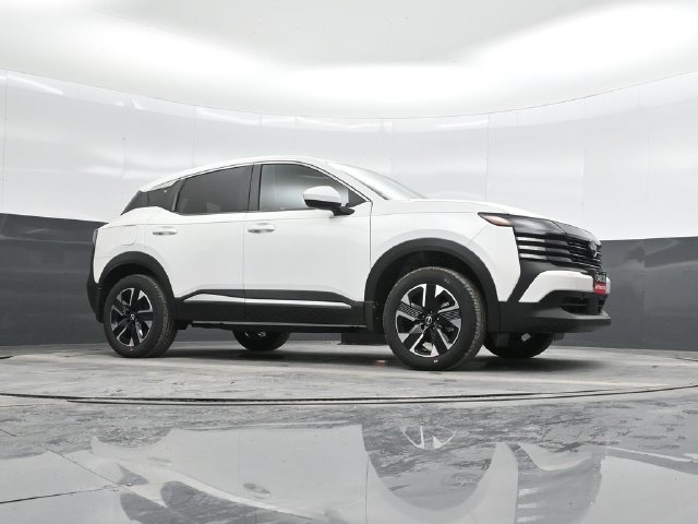 Used 2025 Nissan Kicks SV AWD/4WD image 44