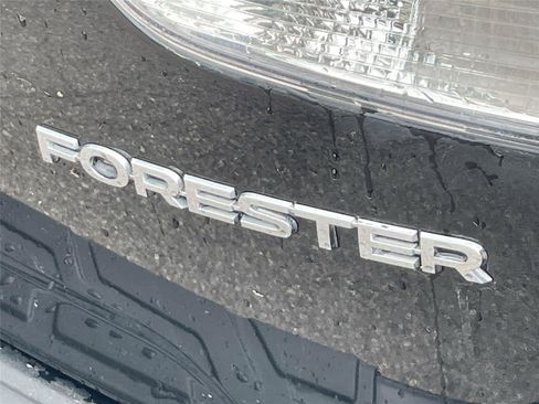 Certified 2024 Subaru Forester Premium AWD/4WD image 8
