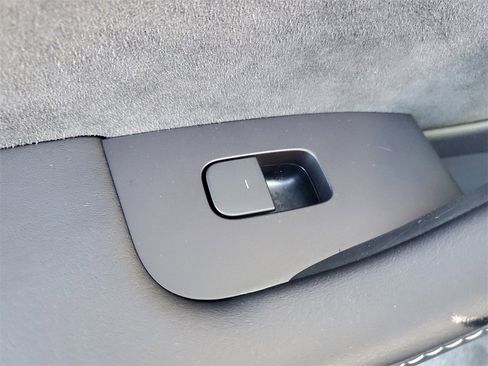 Used 2023 Tesla Model 3 Standard Range image 17