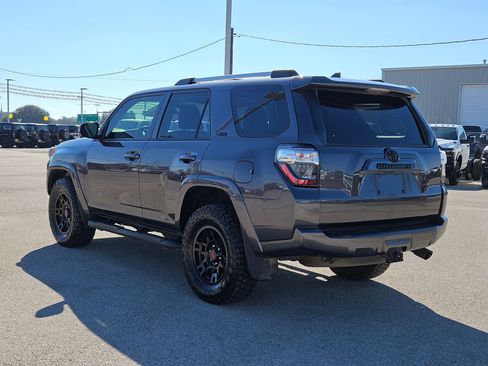 Used 2021 Toyota 4Runner SR5 Premium w/ Moonroof Package image 5