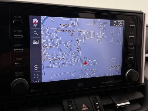 Used 2020 Toyota RAV4 Limited AWD/4WD image 19