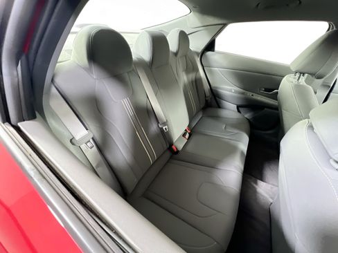 Used 2023 Hyundai Elantra SEL w/ Cargo Package FWD image 24