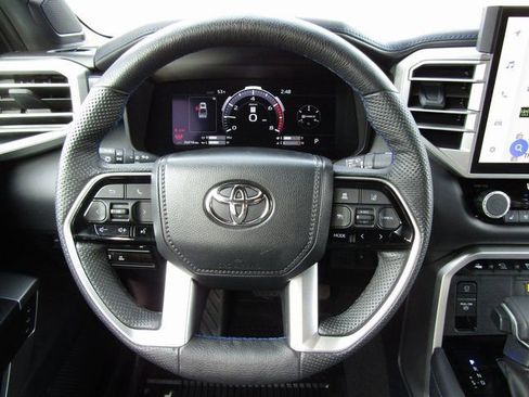 Used 2023 Toyota Tundra Platinum image 12