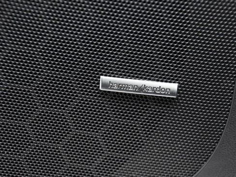 Used 2022 Subaru Ascent Limited w/ Technology Package image 12