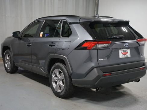 Used 2024 Toyota RAV4 XLE w/ Convenience Package image 6