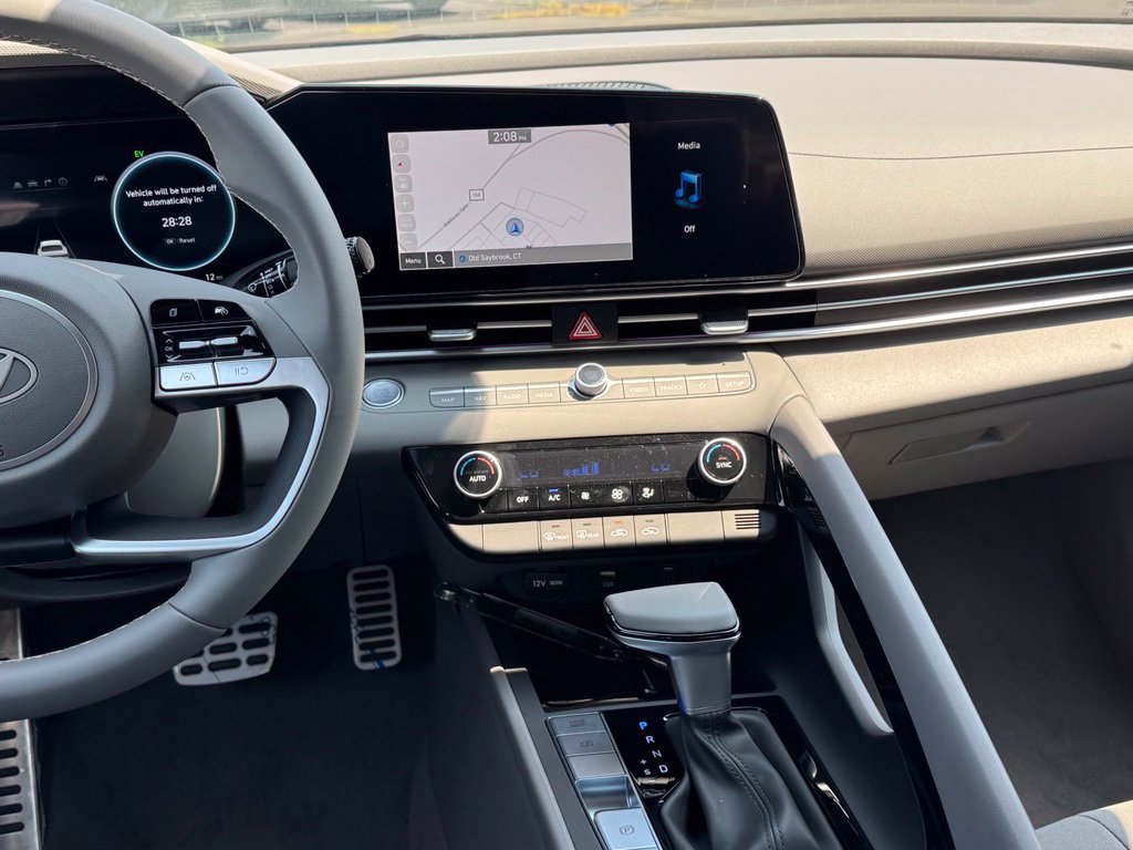 New 2026 Hyundai Elantra SEL FWD image 17
