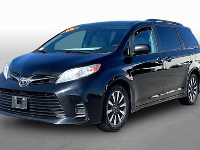 Used 2018 Toyota Sienna LE