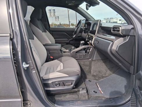 Used 2024 Toyota Tacoma TRD Off-Road image 13