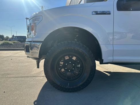 Used 2018 Ford F150 XLT w/ Equipment Group 301A Mid image 12
