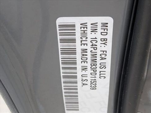 Used 2023 Jeep Cherokee Altitude Lux image 26