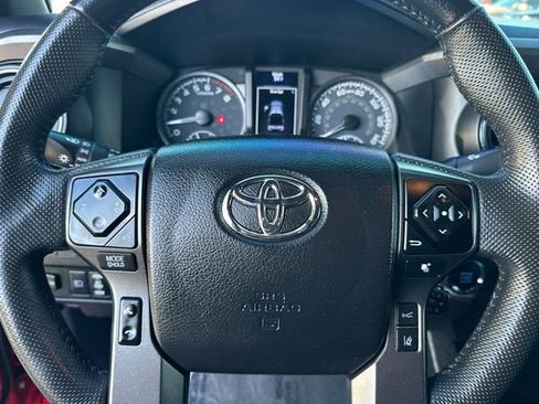 Certified 2022 Toyota Tacoma 4x4 Double Cab image 28
