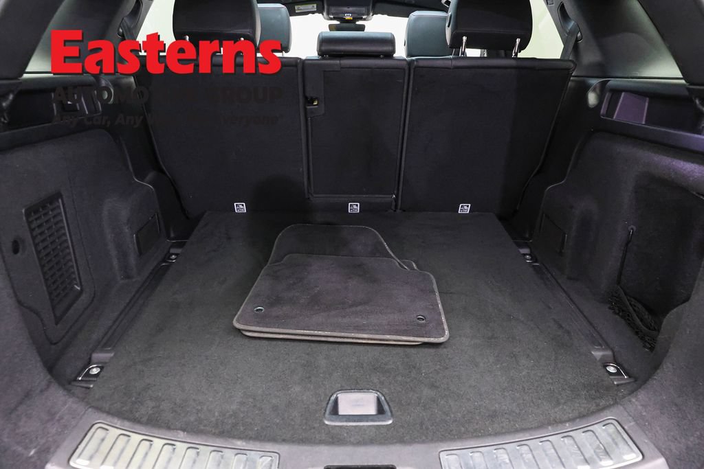 Used 2021 Land Rover Discovery Sport SE R-Dynamic AWD/4WD image 10