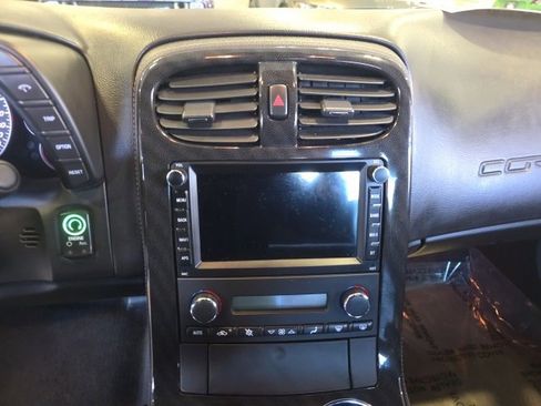 Used 2010 Chevrolet Corvette Base image 17