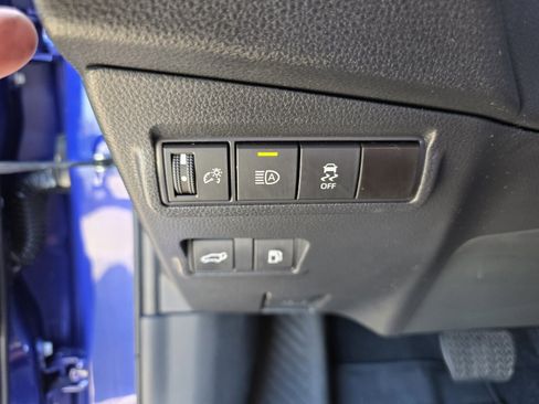 Used 2024 Toyota Corolla Cross AWD Hybrid w/ Convenience Package image 26