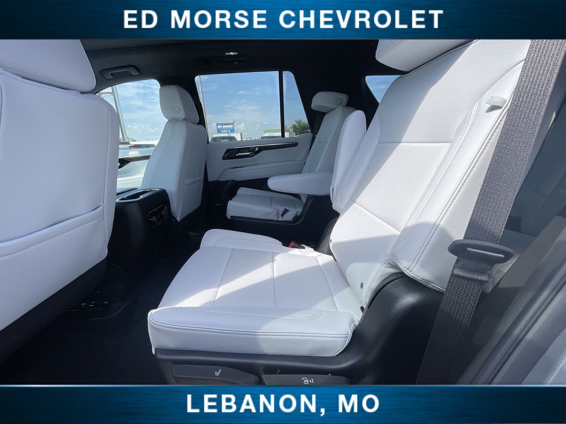 New 2026 Chevrolet Tahoe Premier w/ Sun And Tow Package AWD/4WD image 25