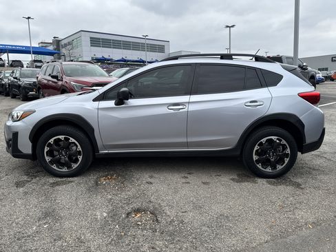 Certified 2021 Subaru Crosstrek 2.0i image 6