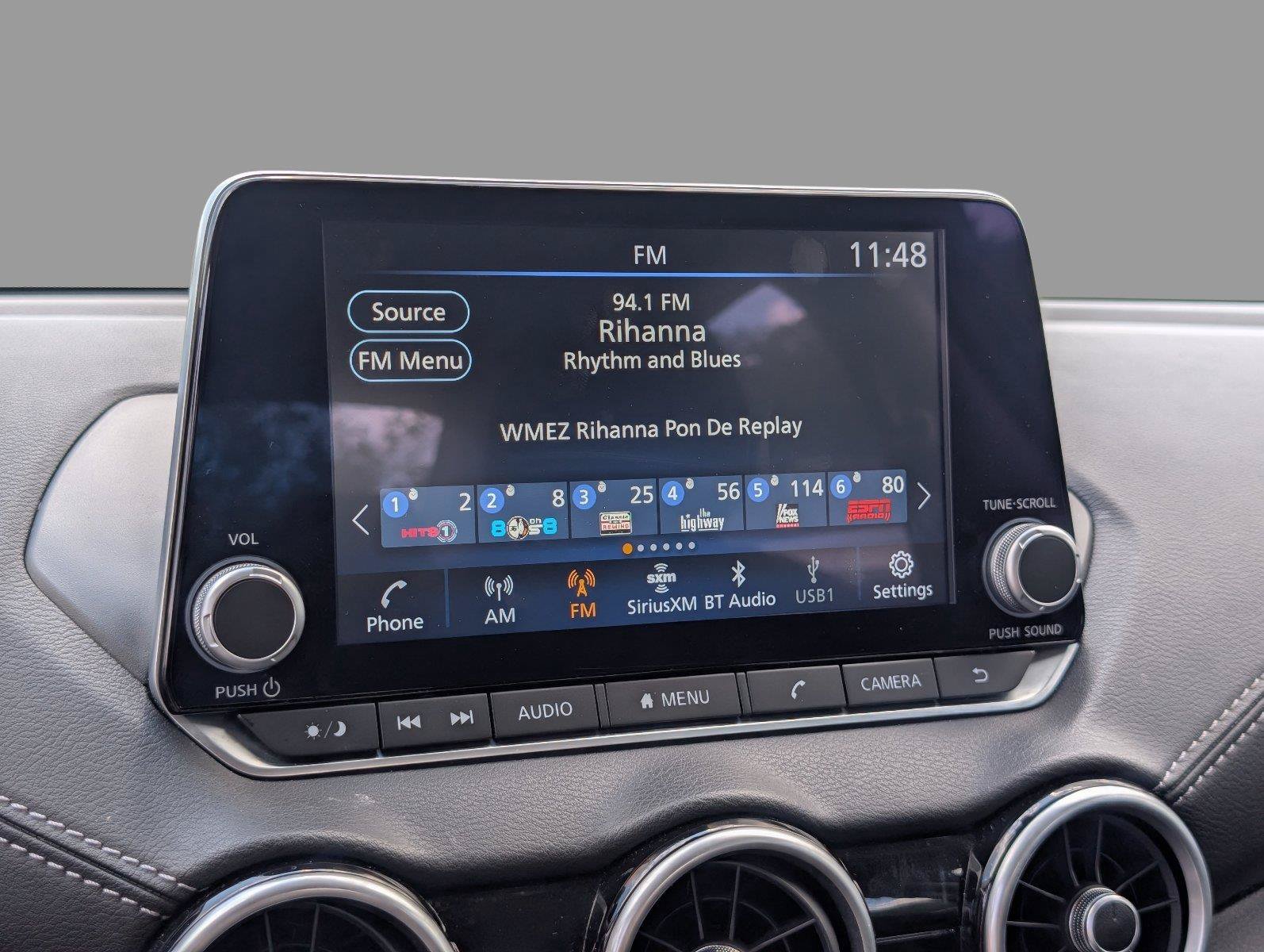 Used 2025 Nissan Sentra SV FWD image 22