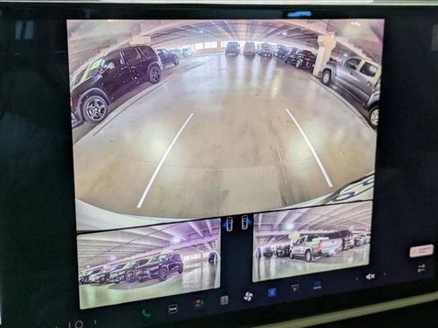 Used 2022 Tesla Model X image 14