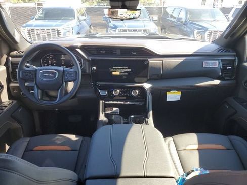 New 2026 GMC Sierra 1500 AT4 w/ AT4 Premium Package AWD/4WD image 14