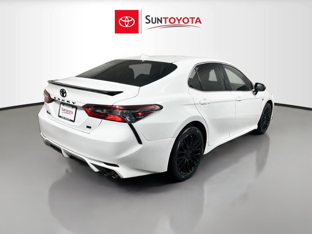 Used 2024 Toyota Camry SE w/ Convenience Package FWD image 3