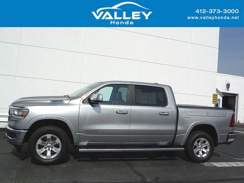 Used 2022 RAM 1500 Laramie AWD/4WD image 2