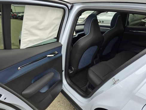 New 2026 Volvo EX30 Ultra image 15