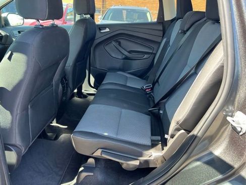 Certified 2017 Ford Escape SE FWD image 21