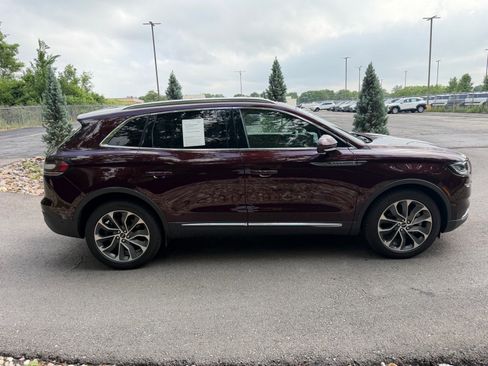 Used 2022 Lincoln Nautilus Reserve w/ Equipment Group 201A AWD/4WD image 6