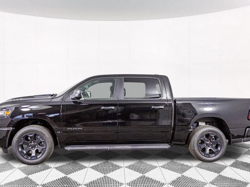 New 2026 RAM 1500 Express AWD/4WD image 15