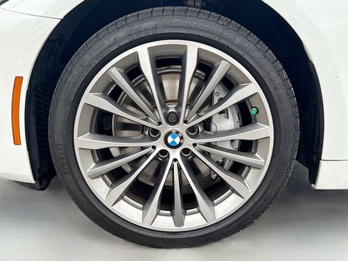 Used 2022 BMW 540i w/ Premium Package image 42