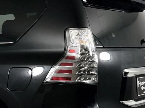 Used 2023 Lexus GX 460 Premium w/ Premium Plus Package AWD/4WD image 17