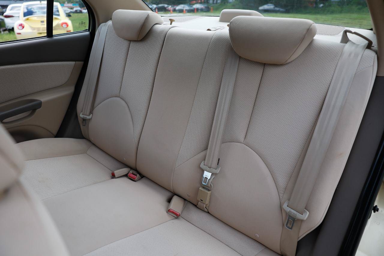 Used 2010 Kia Rio LX w/ Value Pkg FWD image 8