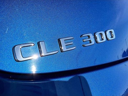 Used 2025 Mercedes-Benz CLE 300 4MATIC Coupe image 33
