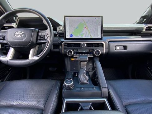 Used 2025 Toyota 4Runner Limited AWD/4WD image 15