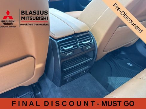 Used 2023 BMW 530i xDrive w/ Convenience Package AWD/4WD image 39