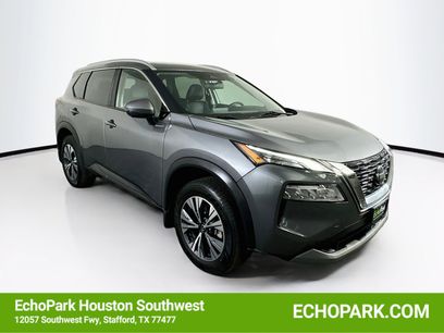 Used 2021 Nissan Rogue SV w/ Premium Package
