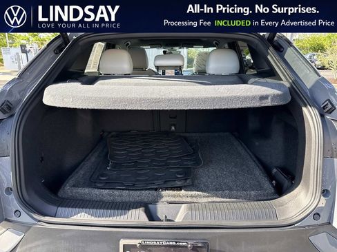 Used 2023 Volkswagen ID.4 Pro S Plus AWD/4WD image 12