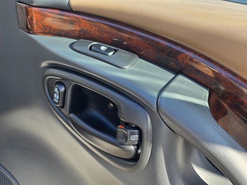 Used 1995 Chevrolet Monte Carlo Z34 image 24