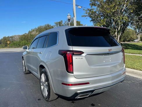 Used 2020 Cadillac XT6 Premium Luxury FWD image 4